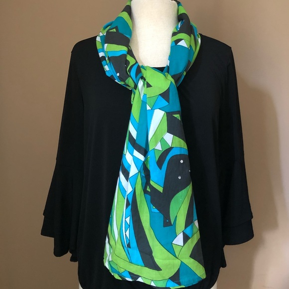 Scarf - Picture 1 of 1